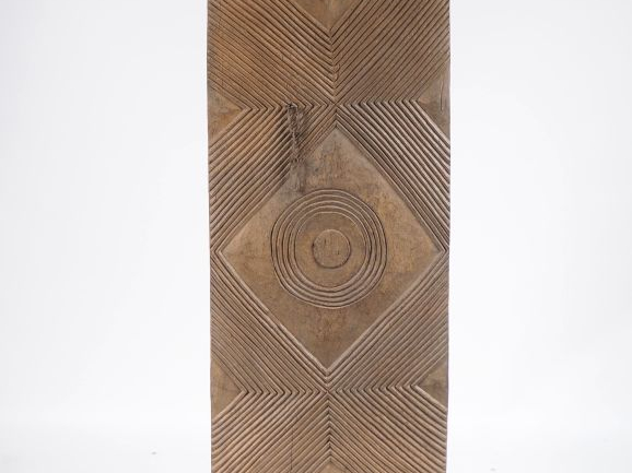 Porte de type Ibo, Nigeria Bois à patine naturelle H. 160 cm - L. 53 c