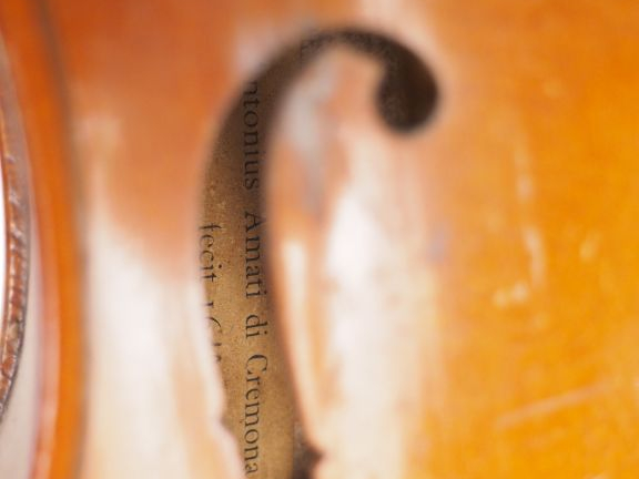 	Violon d'étude 	fait à Mirecourt vers 1920 etiquette apocryphe "Atoni