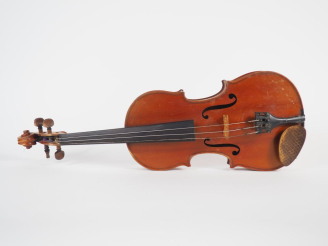 Vente aux enchères Violon Mirecourt atelier COUESNON vers 1890 - 1900 36 mm. Expert : Ate