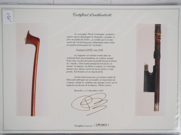 	Interessant archet de violon 	fait par Francois Lotte en pernambouc m
