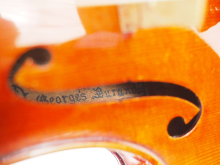 Violon fait par George DURAND (premier assistant de Georges Apparut) e