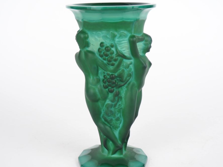Vase Art Déco en verre moulé à l'imitation de la malachite, à décor en