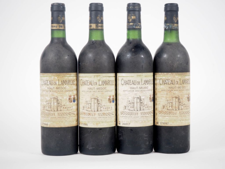 4 BOUTEILLES CHÂTEAU DE LAMARQUE HAUT MÉDOC - 1982 - 1 BG/ES/BS