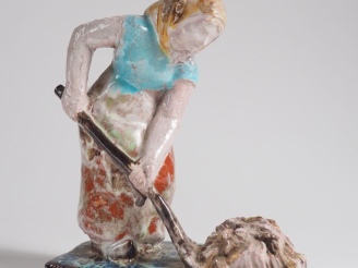 Vente aux enchères Henri Paul REY.  "ramasseuse d'algues" Sculpture en terre cuite vernis