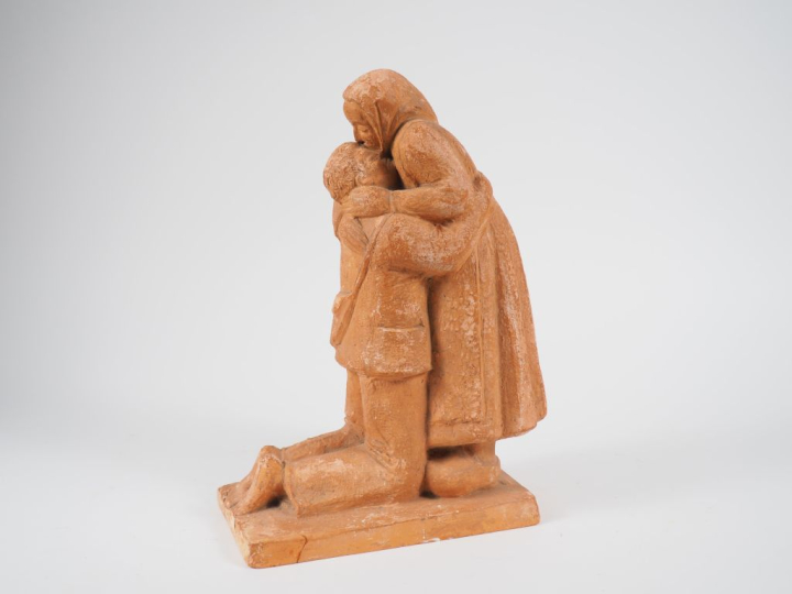 Henri Paul REY.  "le baiser" Sculpture en terre cuite  Signée  H. 31 c