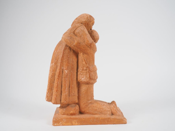 Henri Paul REY.  "le baiser" Sculpture en terre cuite  Signée  H. 31 c