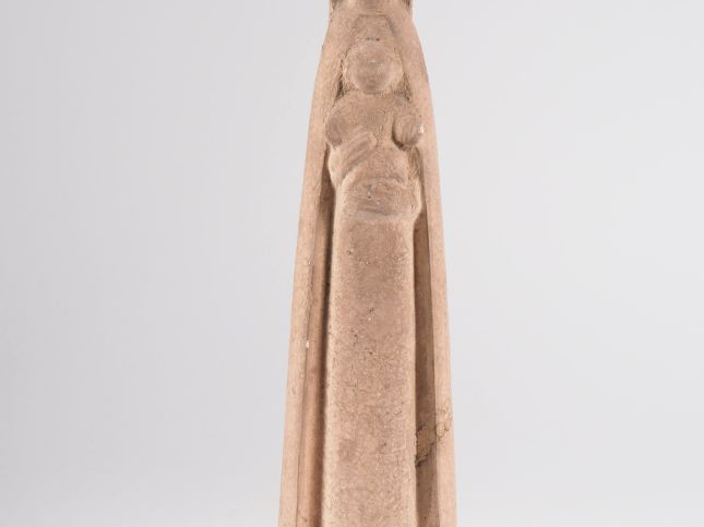Henri Paul REY.  "Vierge à l'enfant" Sculpture en plâtre patiné Signé 