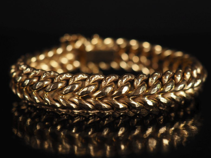Bracelet en or 750, maille américaine Poids : 25,50 g   