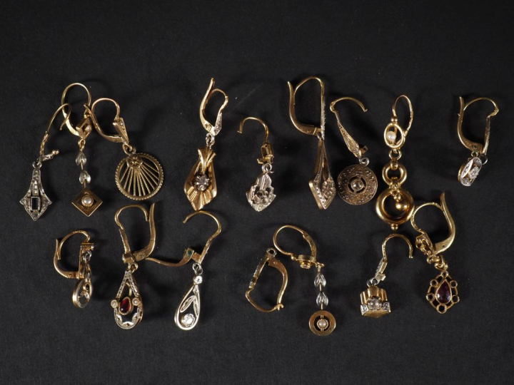 Ensemble de perce oreilles Napoléon III ou début XXème en or 750 Poids