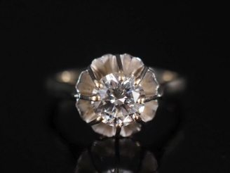 Vente aux enchères Diamant solitaire de 0,80 cts environ, monture en platine et or blanc 