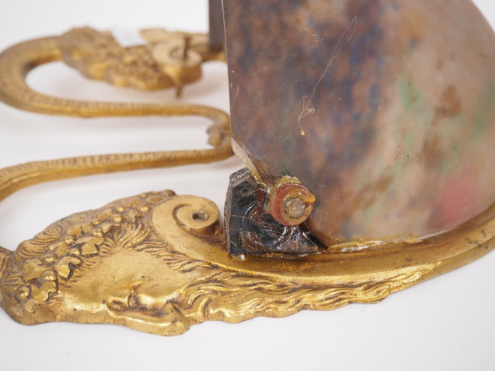 MULLER frères à Luneville. Paire d'appliques en verre et bronze doré à