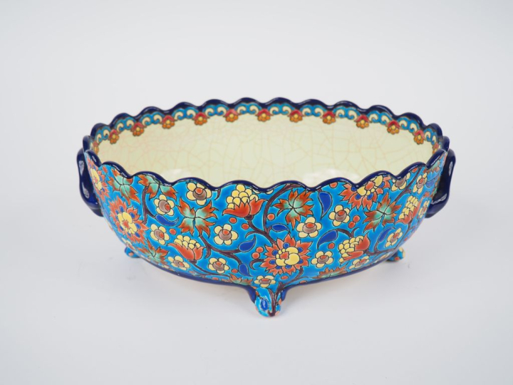 Jardinière en émaux polychromes de Longwy. Dim. 13 x 31 x 22 cm