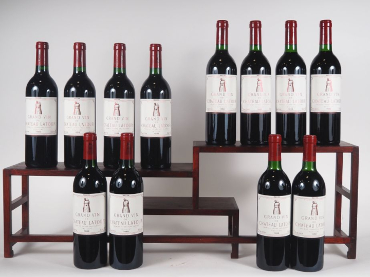12 BOUTEILLES CHÂTEAU LATOUR 1er GCC PAUILLAC - 1988 - CBO - 6 BG/1 CA