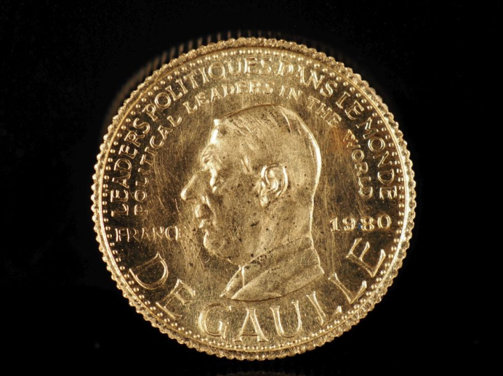Médaille en or jaune, de Gaulle, 1980.  Poids. 1,52 g   