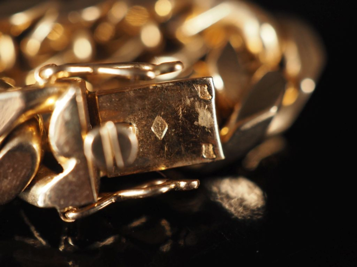 Bracelet souple en or jaune 750, maille gourmette.  Long. 19,2 cm Larg