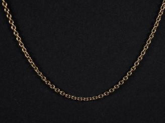Vente aux enchères Chaine en or jaune 585, maille forçat.  Long. 46 cm Poids. 3,52 g   