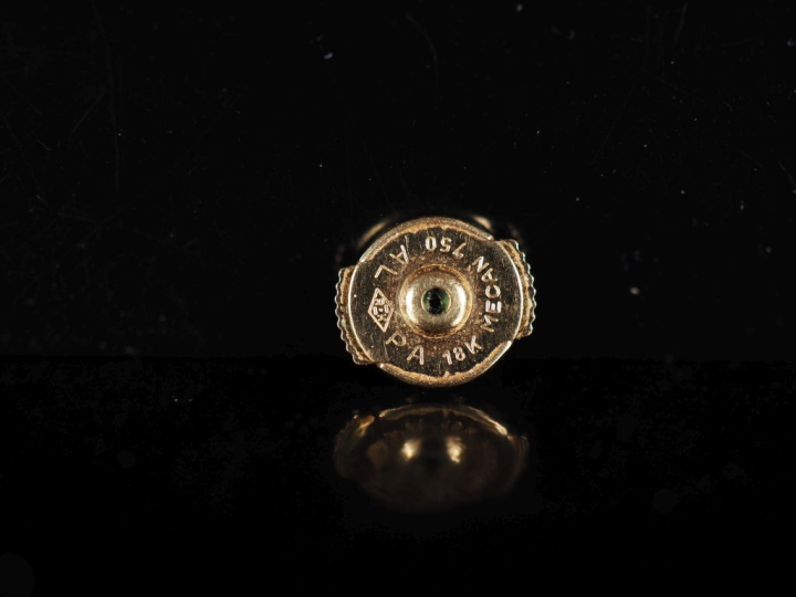 Paire de puces d'oreilles en or 750 et diamants Attaches système Alpa 