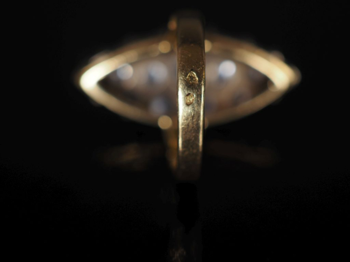 Bague de forme marquise en or jaune 750 et imitation diamants TDD 52  