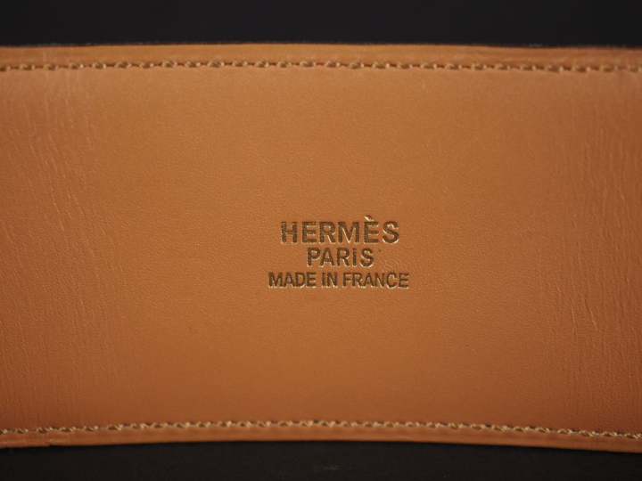 HERMES, Paris Ceinture modèle "Collier de chien" en cuir lisse noir et