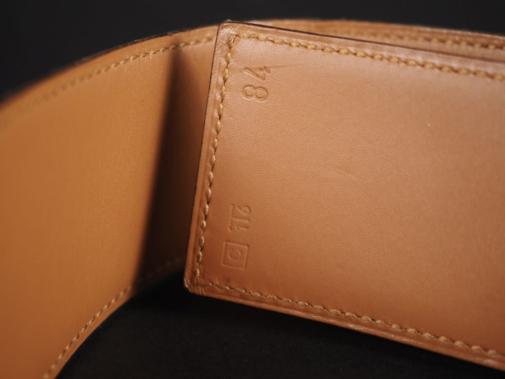 HERMES, Paris Ceinture modèle "Collier de chien" en cuir lisse noir et