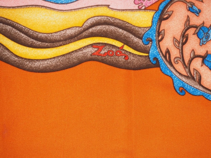 HERMES, Paris Carré de soie, modèle "De tout cœur".  Design par Zoé Pa