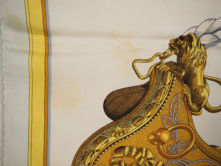 HERMES, Paris Carré de soie, modèle "Grand apparat".  Signé Jacques Eu