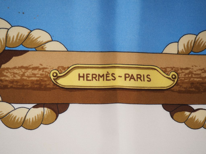 HERMES, Paris Carré de soie, modèle "Tribord".  Signé J. ABADIE.  90 x