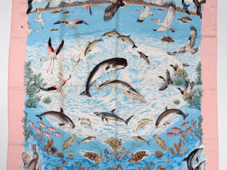 Vente aux enchères HERMES, Paris Carré de soie, modèle "La vie précieuse de la Méditerran