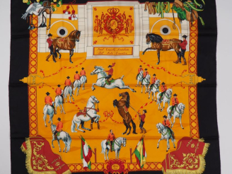 Vente aux enchères HERMES, Paris Carré de soie, modèle "Real Escuela Andaluza del Arte Eq