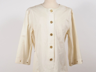 Vente aux enchères CELINE, Paris Robe longue blanche en coton (100%).  Encolure ronde, fe
