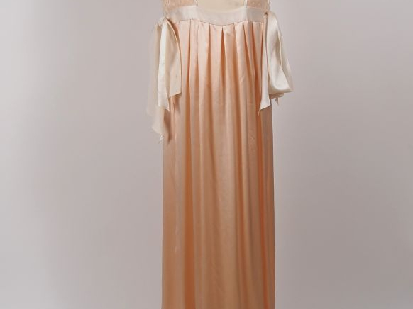 Christian DIOR, Boutique Ravissante chemise de nuit et sa robe de cham