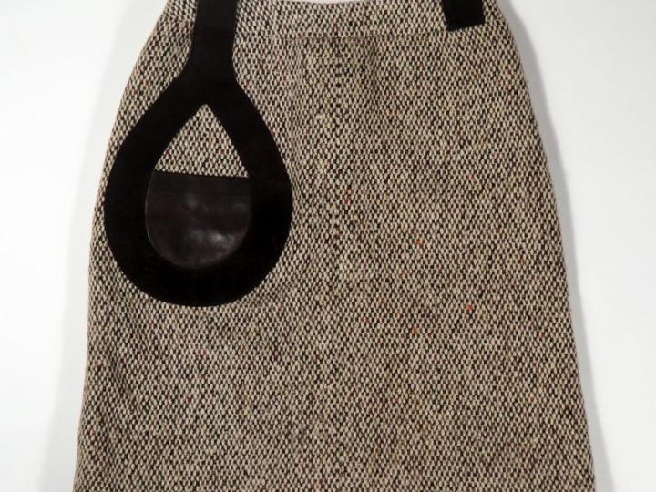 Pierre CARDIN, Paris Jupe taille haute probablement en laine et cuir d
