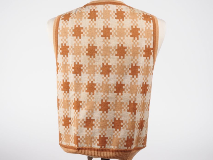 Emanuel UNGARO, Parallèle, Paris Pull sans manche, à décor dans les to