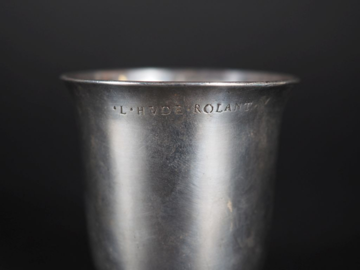 Petite timbale XVIIIème en argent Poids : 70 g   