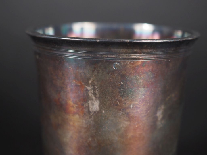 Gobelet en argent poinçon Vieillard Poids : 176 g   