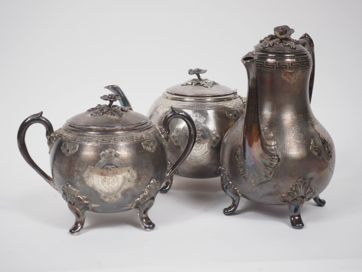 Service à café Napoléon III en argent, poinçon Minerve, à décor de car