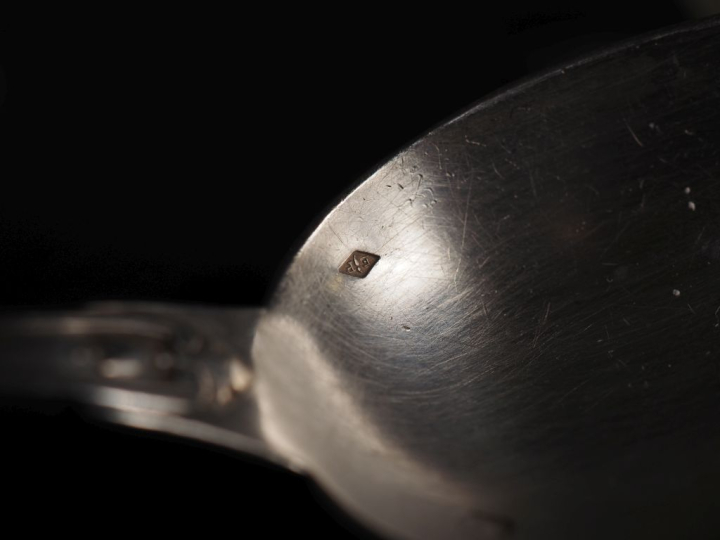 11 cuillères à café en argent de style Louis XVI, poinçon Minerve et d