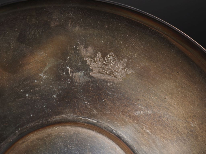 Lot comprenant :  Vide poches en argent, poinçon Minerve soucoupe en a