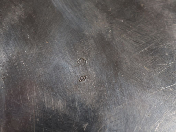 Lot comprenant :  Timbale en argent, poinçon Minerve, piédouche à godr