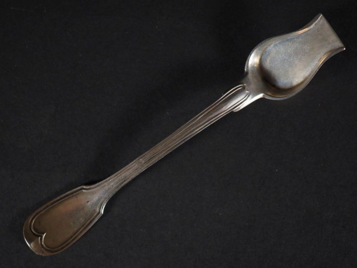 Pelle à sel début XIXème en argent 950, poinçon au 2ème Coq, modèle à 