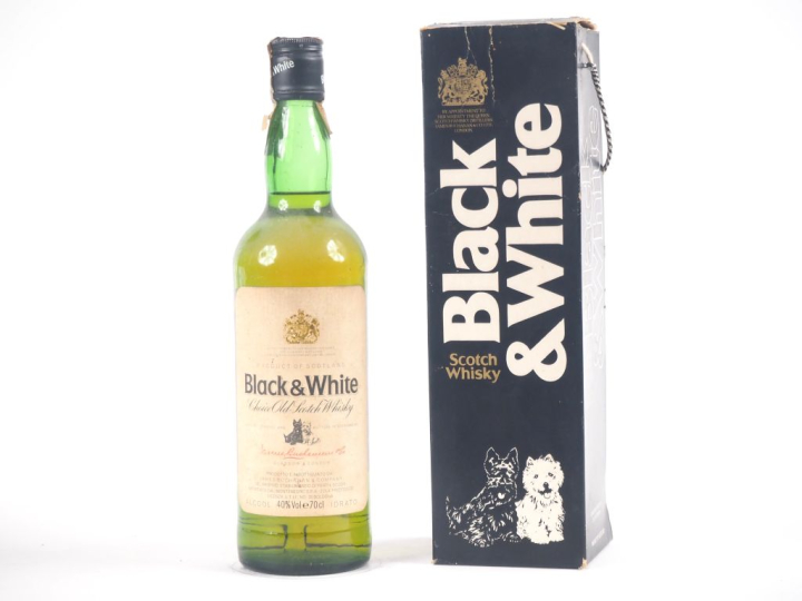 BLACK AND WHITE OLD SCOTCH WHISKY 70 cl - 40 % - COFFRET 