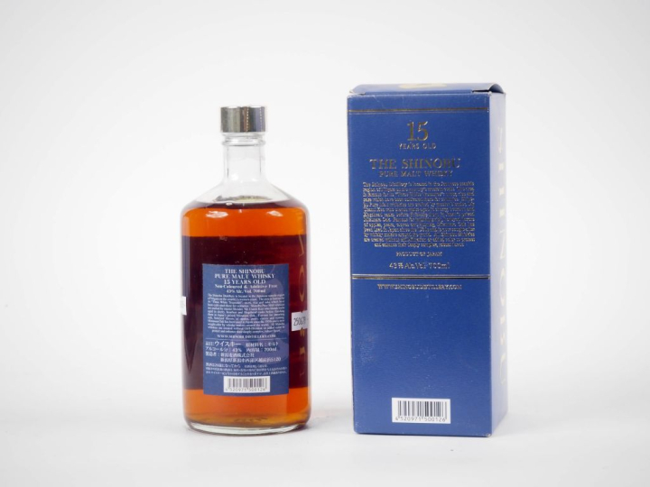 SHINOBU (THE) 'MIZUNARA' 15 YEARS 70 cl - 43 % COFFRET 