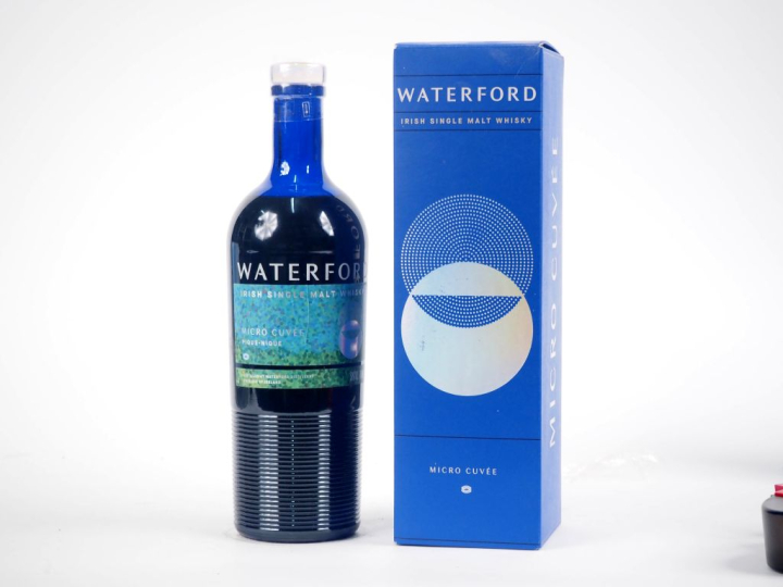 WATERFORD MICRO CUVEE 'PIQUE NIQUE' BOTTLE #2473/2750 70 cl - 50 % - C
