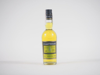 Vente aux enchères 1 BOUTEILLE (35 CL) CHARTREUSE JAUNE  "XVIII JUEGOS MEDITERRANEOS" TAR