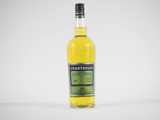 Vente aux enchères 1 BOUTEILLE (1L) CHARTREUSE JAUNE EPISCOPALE "FOUS DE CHARTREUSE" - 20