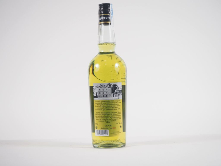 1 BOUTEILLE CHARTREUSE JAUNE EPISCOPALE LA TAU - 2018