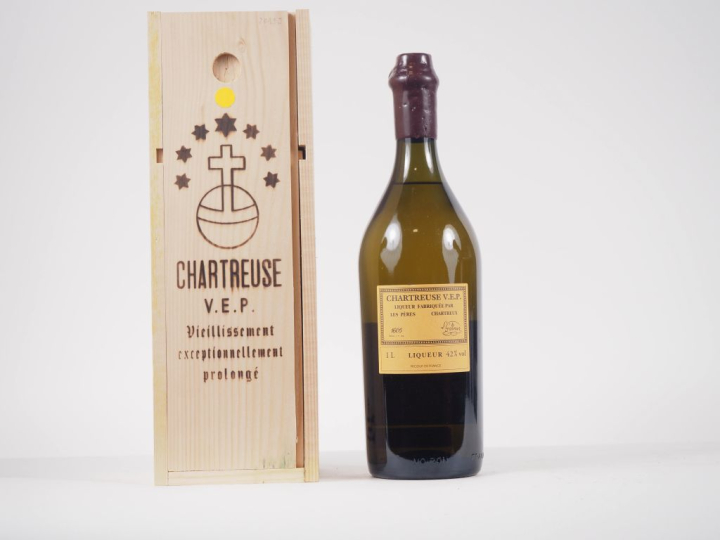 1 BOUTEILLE (1L) CHARTREUSE JAUNE VEP - 2019 - N°3296