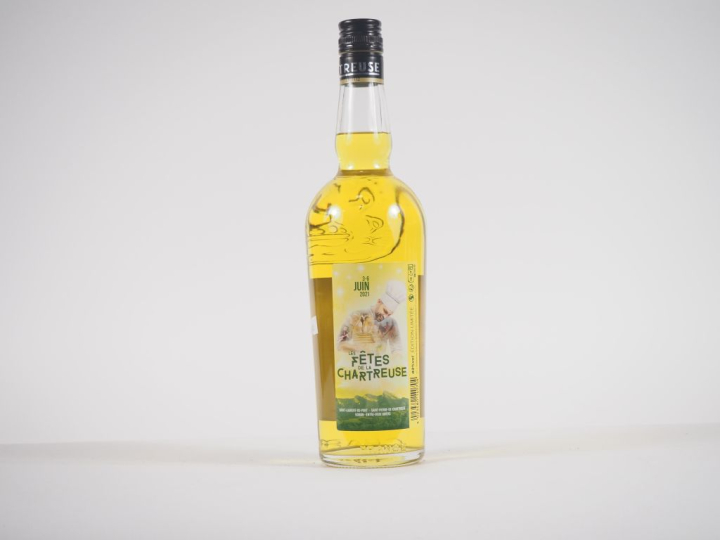 1 BOUTEILLE CHARTREUSE JAUNE LES FÊTES DE LA CHARTREUSE - 2021