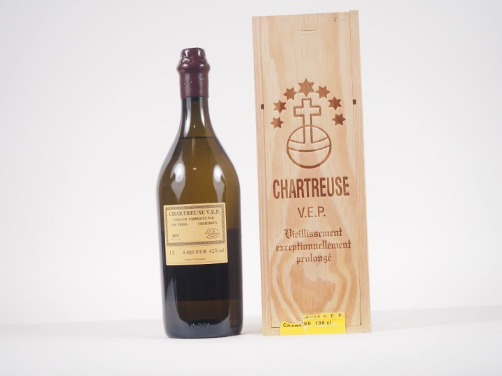 1 BOUTEILLE (1L) CHARTREUSE JAUNE VEP - 2021 - N°4033