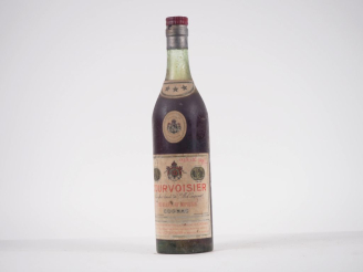 Vente aux enchères 1 VIEILLE BOUTEILLE COGNAC COURVOISIER - BS/MENTION MANUSCRITE SUR L'É